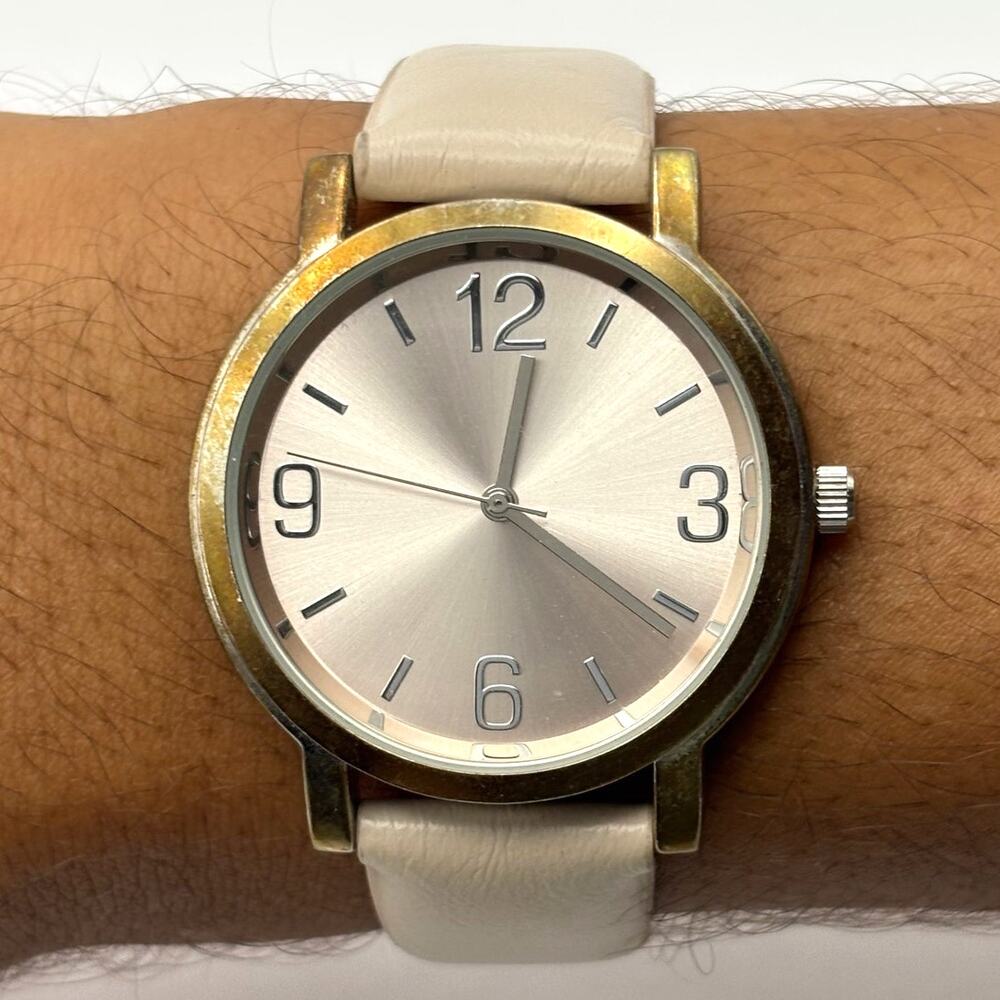 Retro Gold & Pink Analog Watch